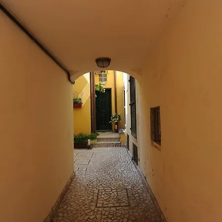 Aurora Domus D'a-mare