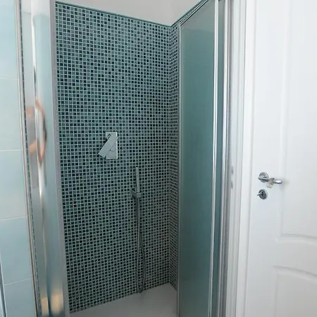 Aurora Domus D'a-mare بيت ضيافة