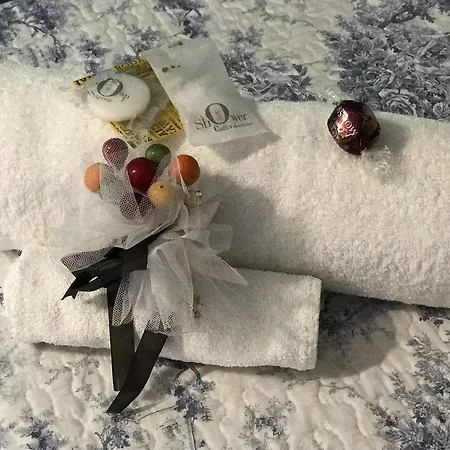 Aurora Domus D'a-mare * بيزارو